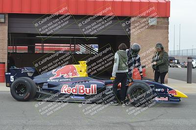 media/Dec-04-2022-Speed Ventures (Sun) [[8622a4227b]]/Around the Pits/